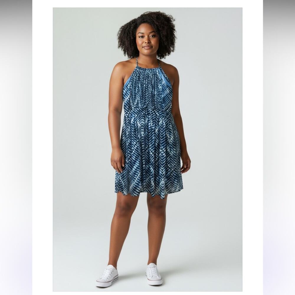 New Calvin Klein Blue White Pleated Chiffon Halter Neck Chain Dress size 22W